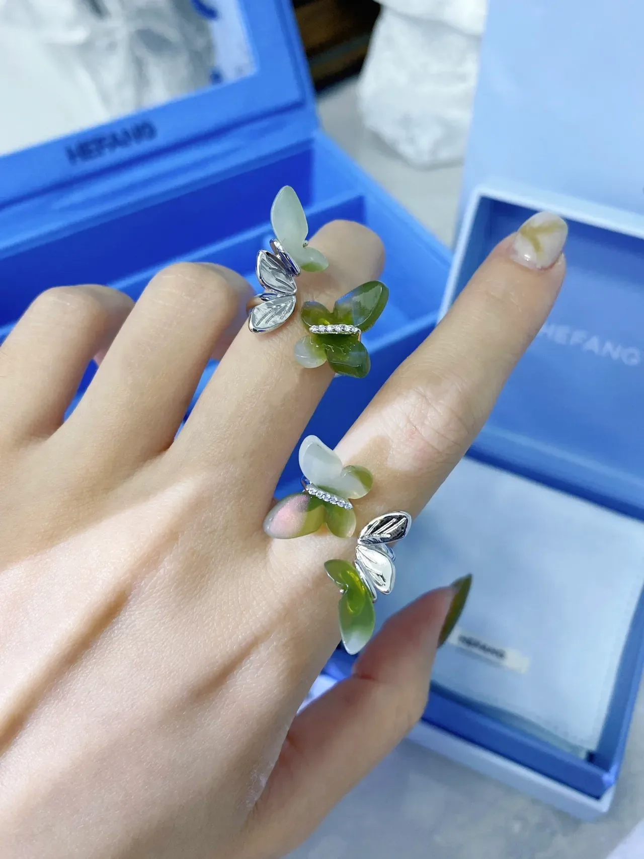 HEFANG Butterfly Motif Translucent Green Stone Silver-Tone Ring 6
