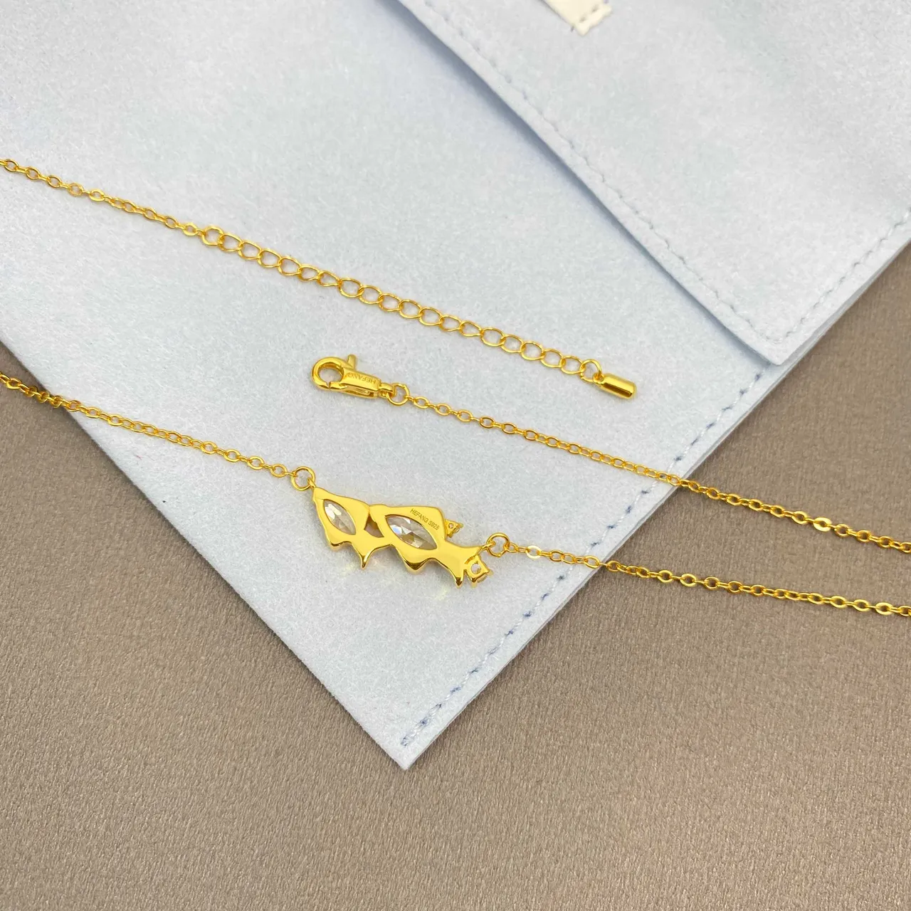 HEFANG Gold Transparent Chain Fish-Shaped Pendant Necklace 6