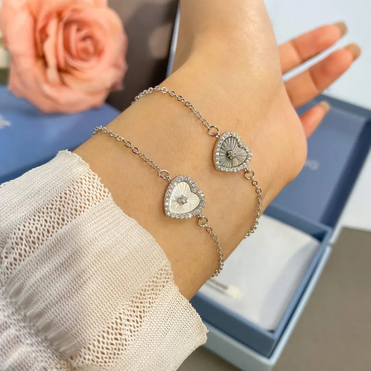 HEFANG Silver White Heart-Shaped Pendant Pavé Stone Halo Necklace 2