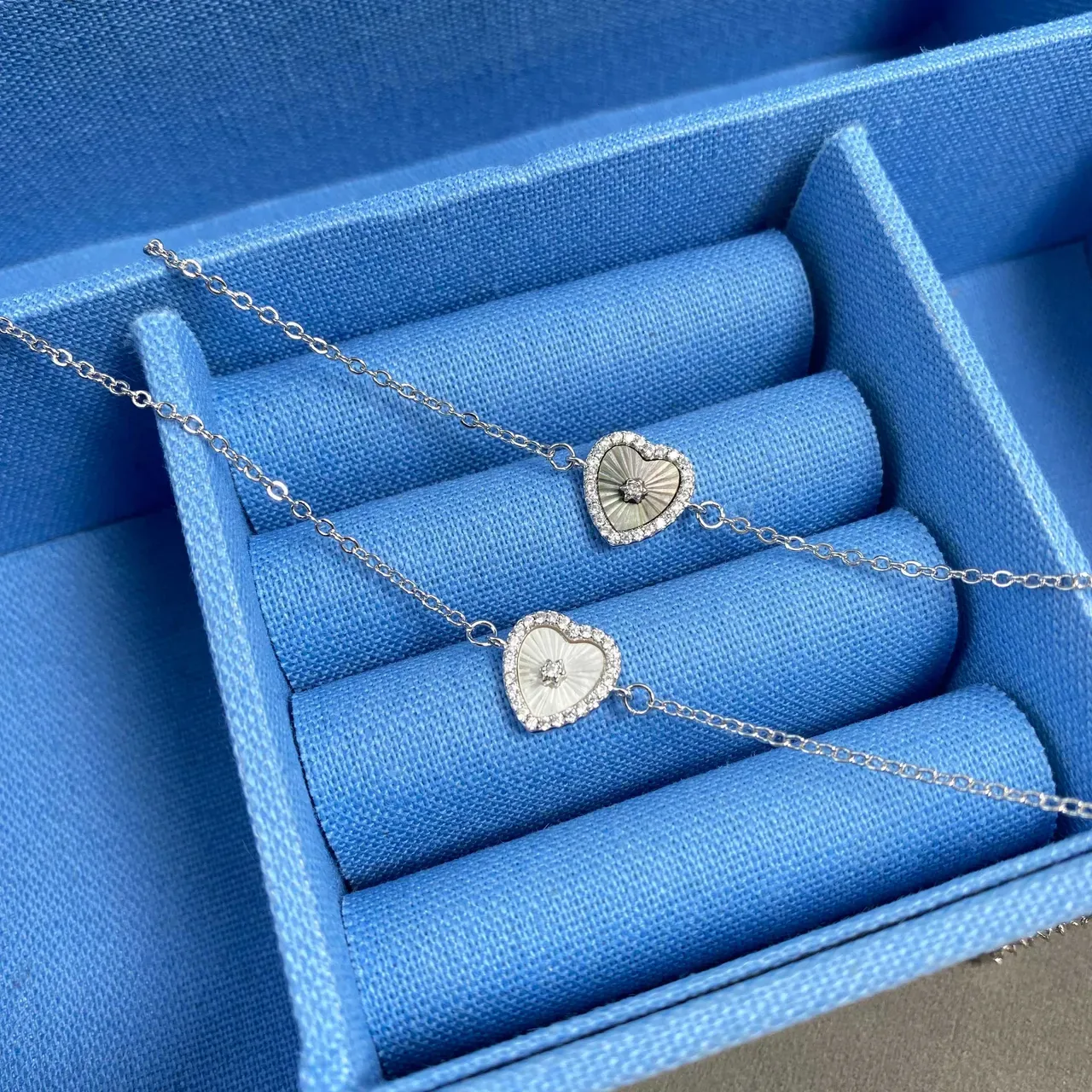 HEFANG Silver White Heart-Shaped Pendant Pavé Stone Halo Necklace 9
