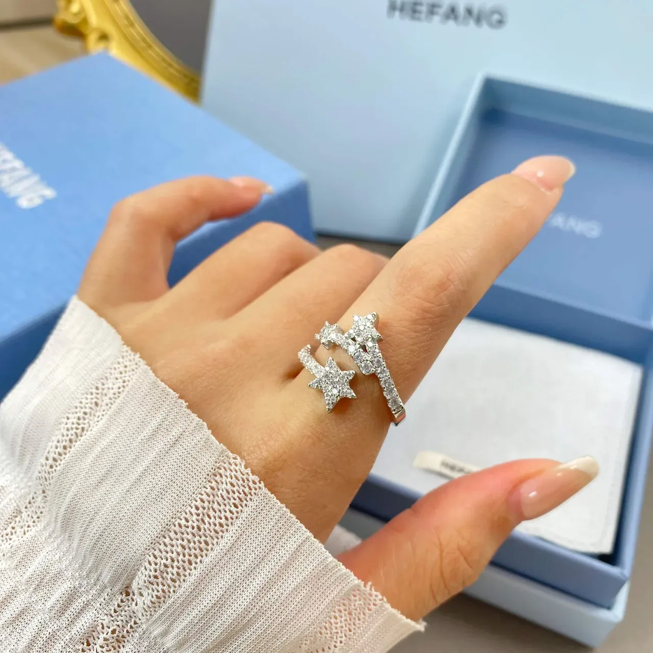 HEFANG Star Motif Pavé-Set Open Ring 2
