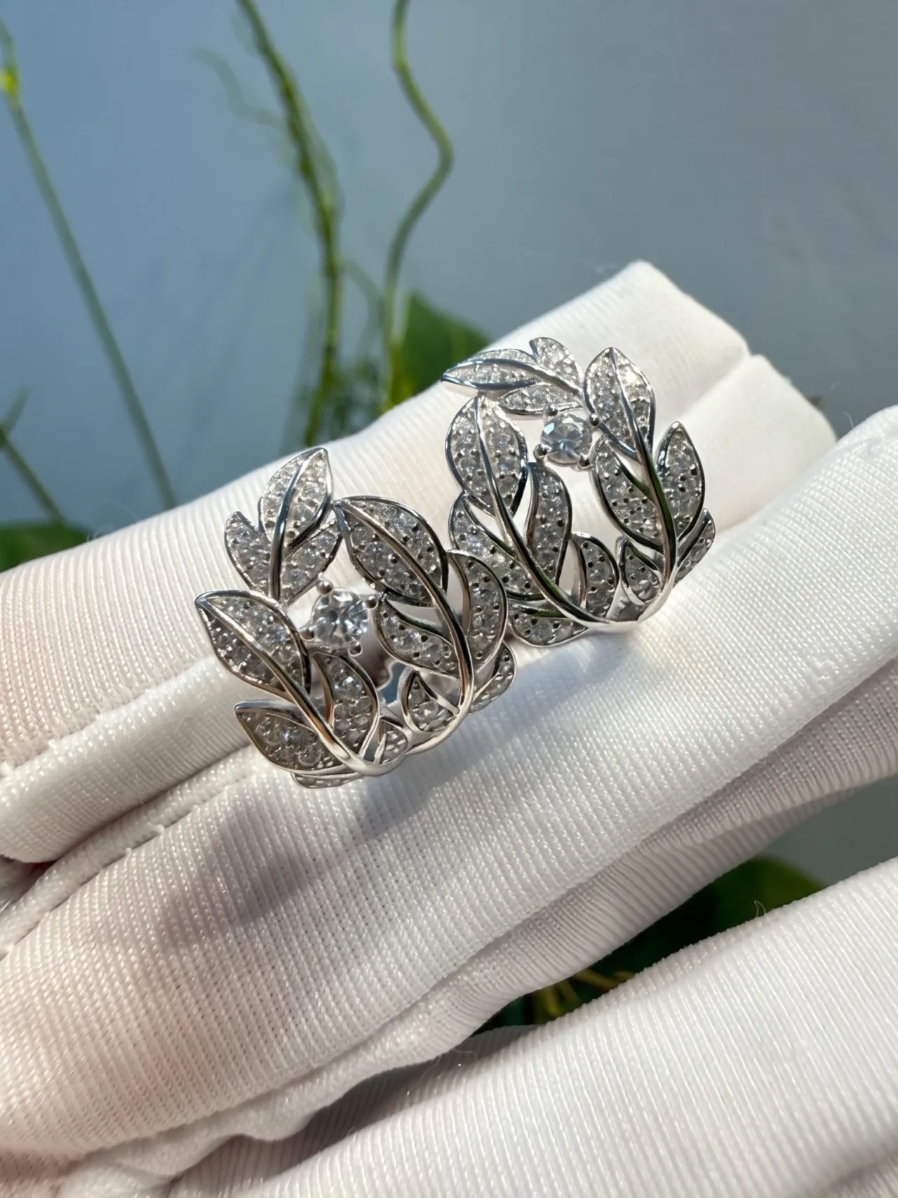 Leaf Motif Pavé Stone Earrings 5