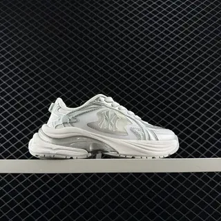 MLB Chunky Jogger أبيض وفضي Chunky Sneakers