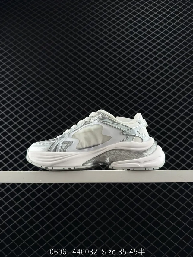 MLB Chunky Jogger White and Silver Chunky Sneakers 4