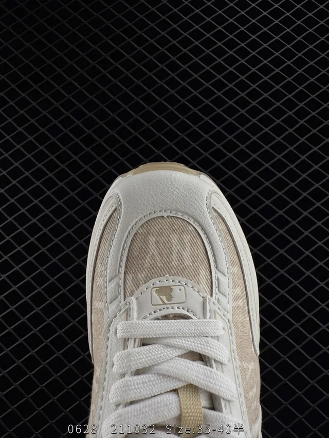 MLB XLG CHUNKY Beige and White Chunky Sneakers 5