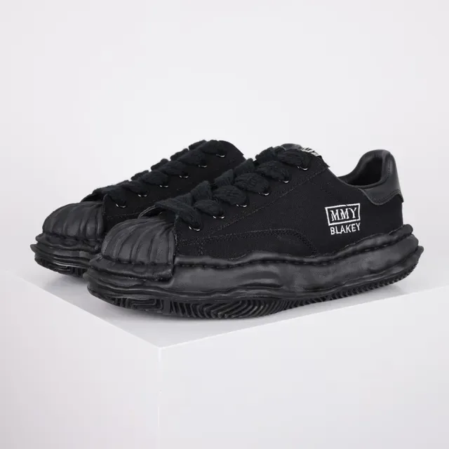 MMY BLAKEY Black Canvas Sculpted Sole Lifestyle Sneakers 2
