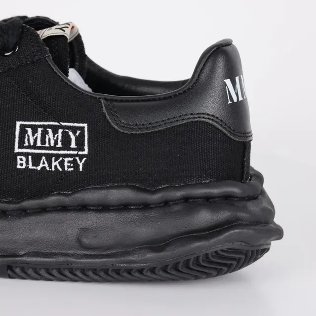 MMY BLAKEY Black Canvas Sculpted Sole Lifestyle Sneakers 4