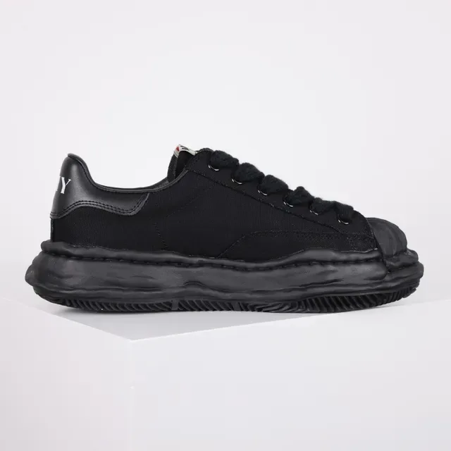 MMY BLAKEY Black Canvas Sculpted Sole Lifestyle Sneakers 7