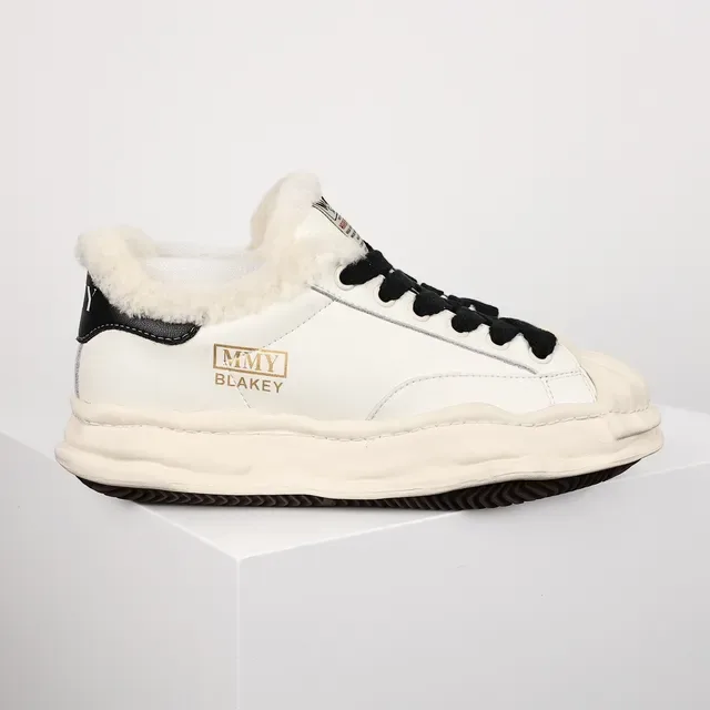 MMY BLAKEY Off-White Shearling Collar Lifestyle Sneakers 3