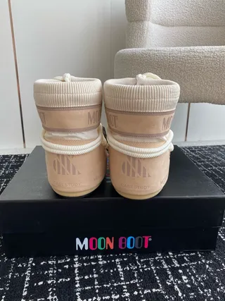 Moon Boot بيج أبيض ياقة محبكة تريكو نظام الربط بالحبل أحذية الثلج 4