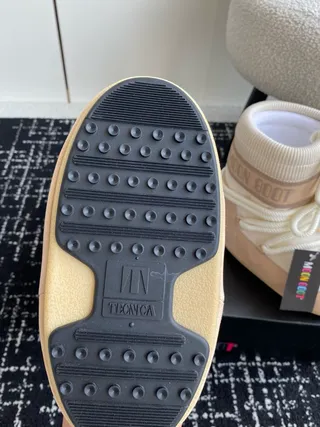Moon Boot بيج أبيض ياقة محبكة تريكو نظام الربط بالحبل أحذية الثلج 6