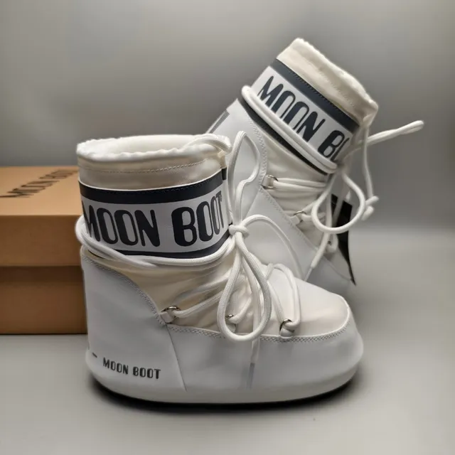 Moon Boot Classic White Snow Boots 6