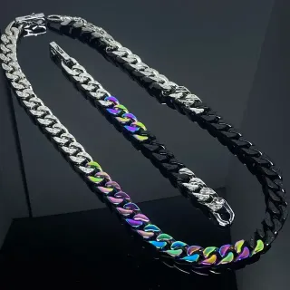 Collar Cadena Curb Link Pesada Negro Multicolor Acabado Iridiscente Arcoíris
