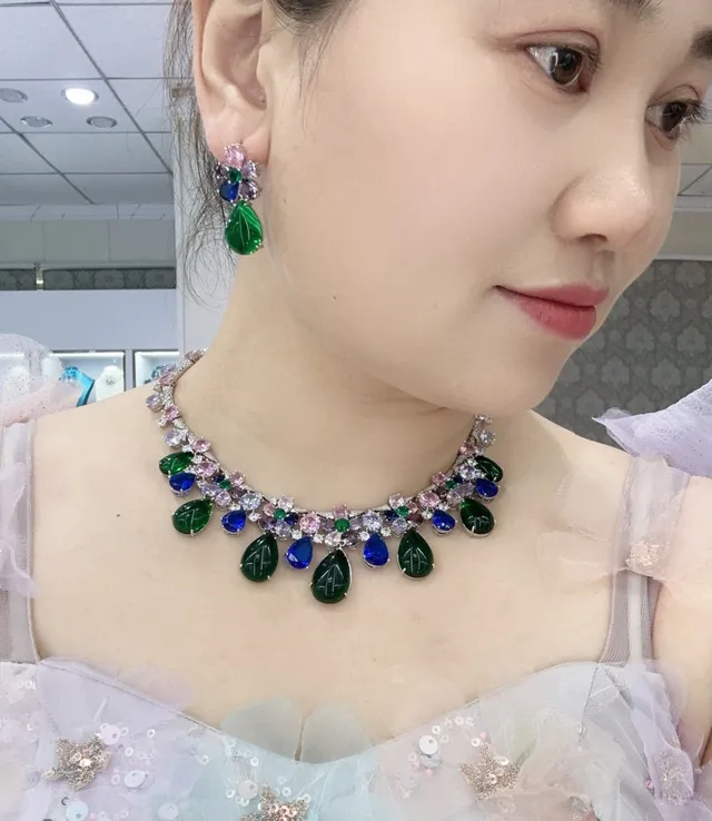 Multicolor Floral-Motif Bib Multi-Gemstone Cascade Necklace 2