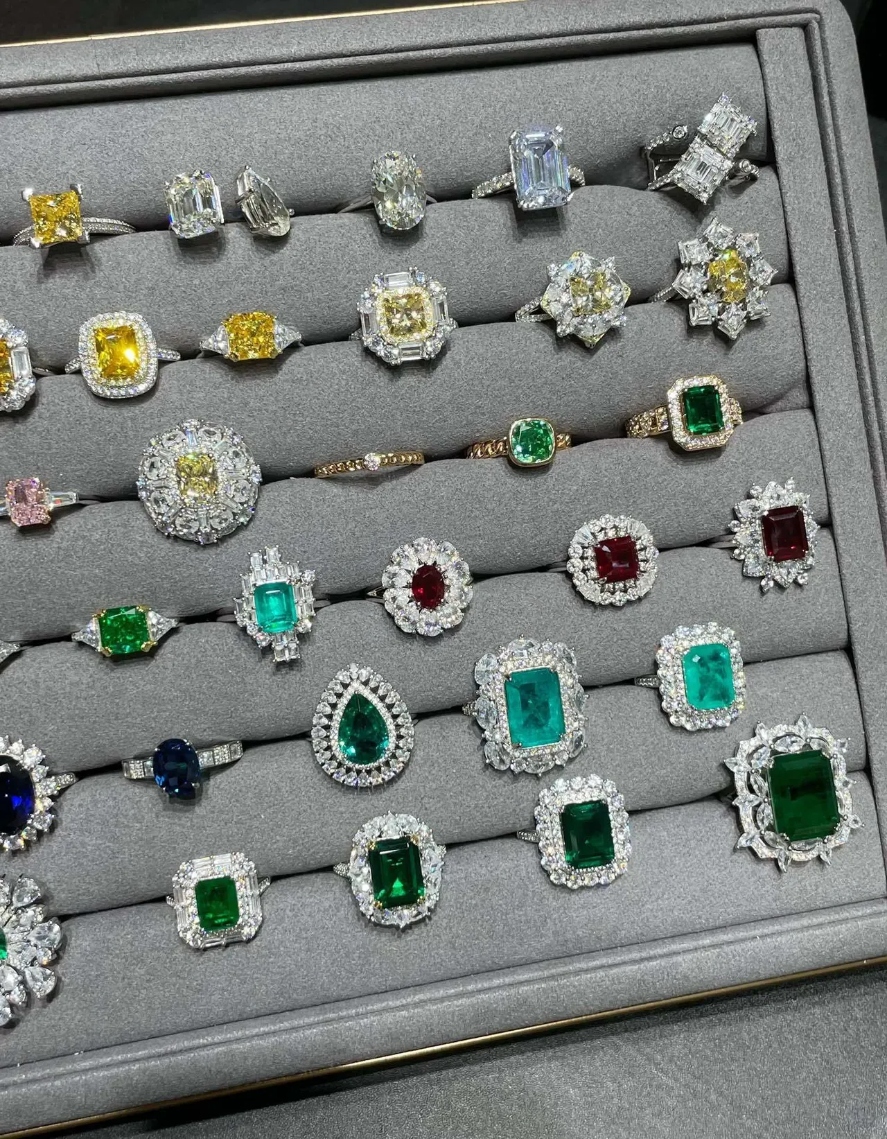 Multicolor Silver Halo-Set Multi-Stone Ring 3