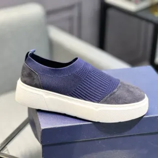 Tênis lifestyle slip-on de malha navy e cinza