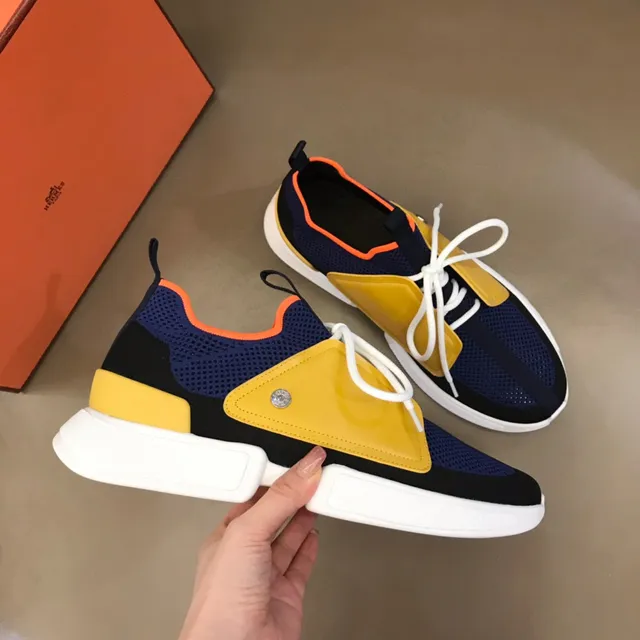 Navy and Mustard Color-Blocked Mesh Lifestyle Sneakers 7