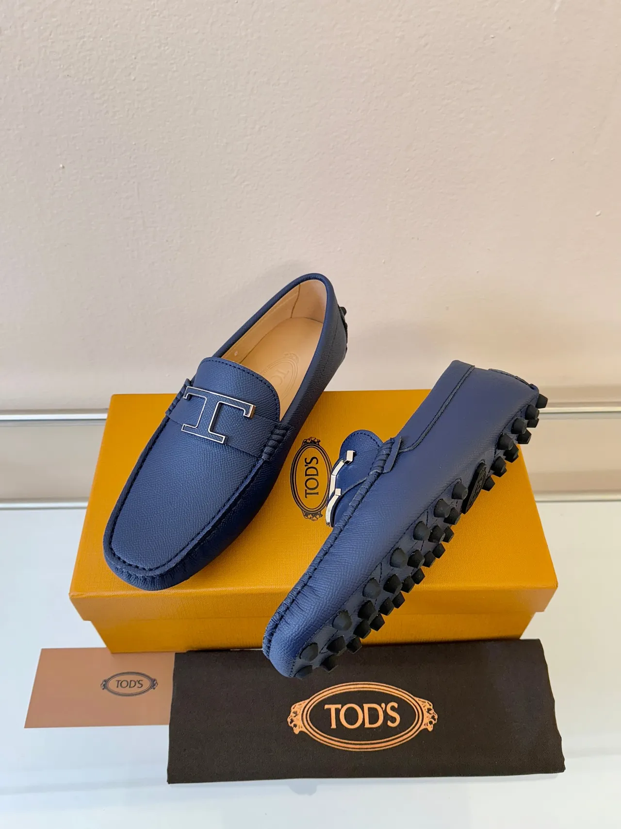 Navy Beige Pebbled Leather H-Buckle Strap Loafer 2