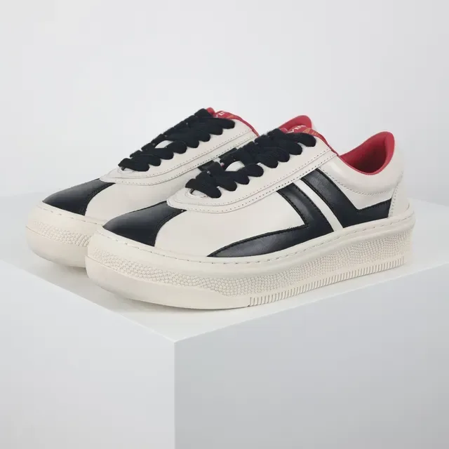 Off-White Cream Black Red Panelled Low-Top Sneakers 2