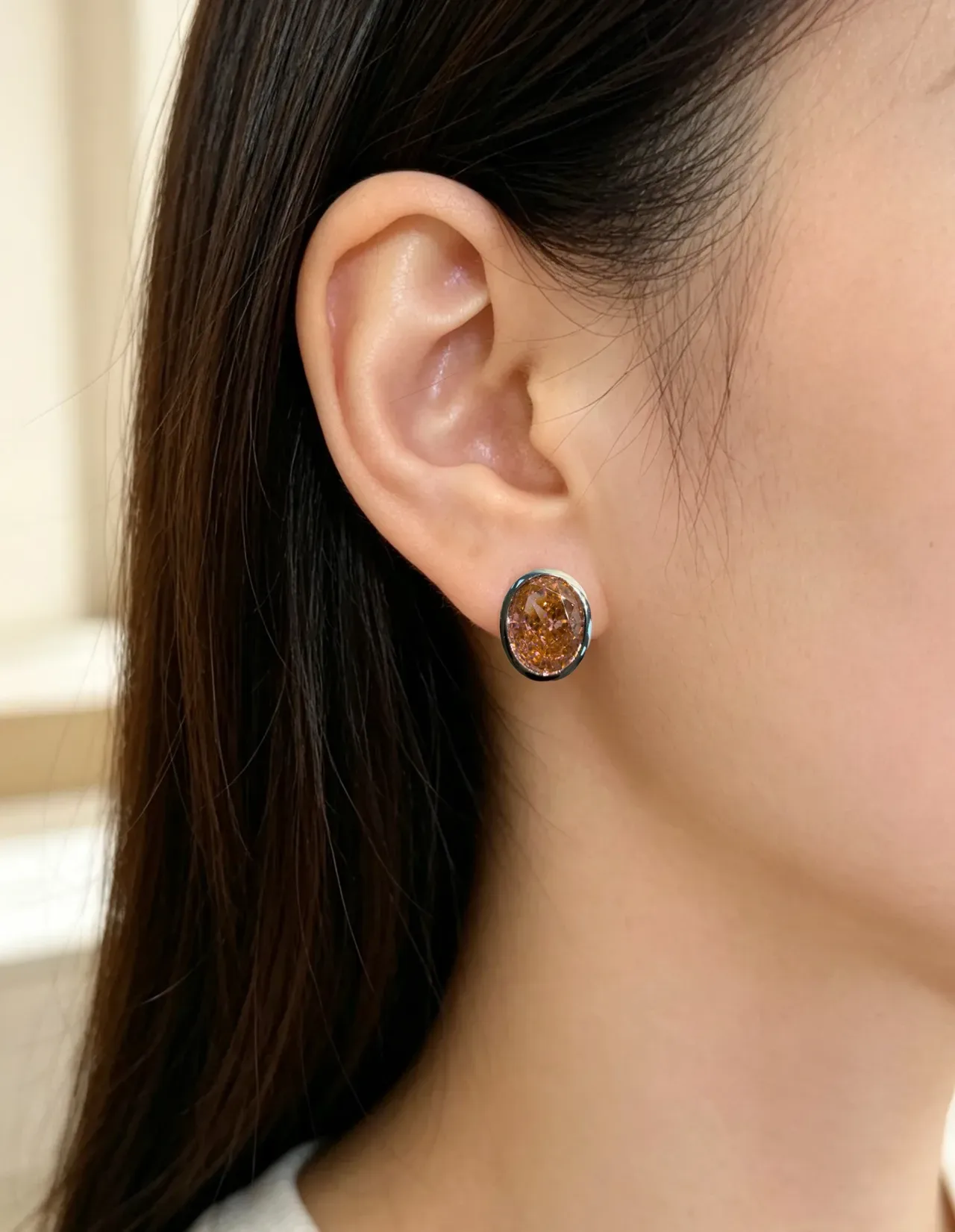 Oval Faceted Orange-Pink Gemstone Stud Earrings 2