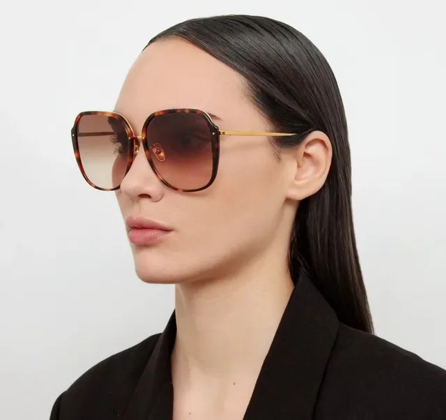 Oversized Geometric Black and Gold Sunglasses 4
