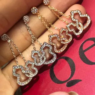 Colliers à chaîne pendante en cristal pavé avec cœur entrelacé