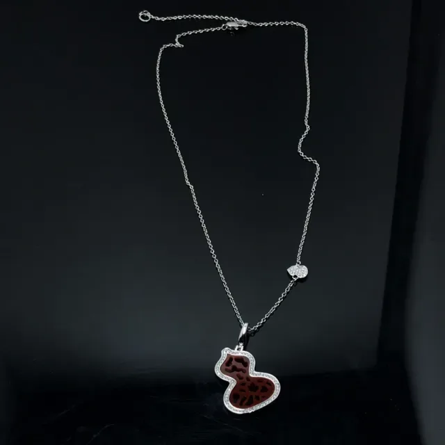 Pave-Set Carved Red Stone Double Heart Pendant Necklace 6
