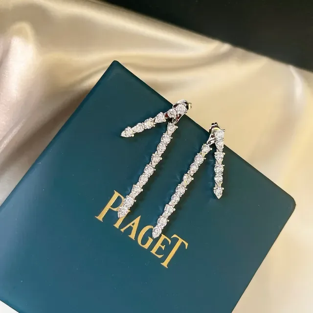 Piaget Diamond Cascade Zigzag Drop Earrings 7