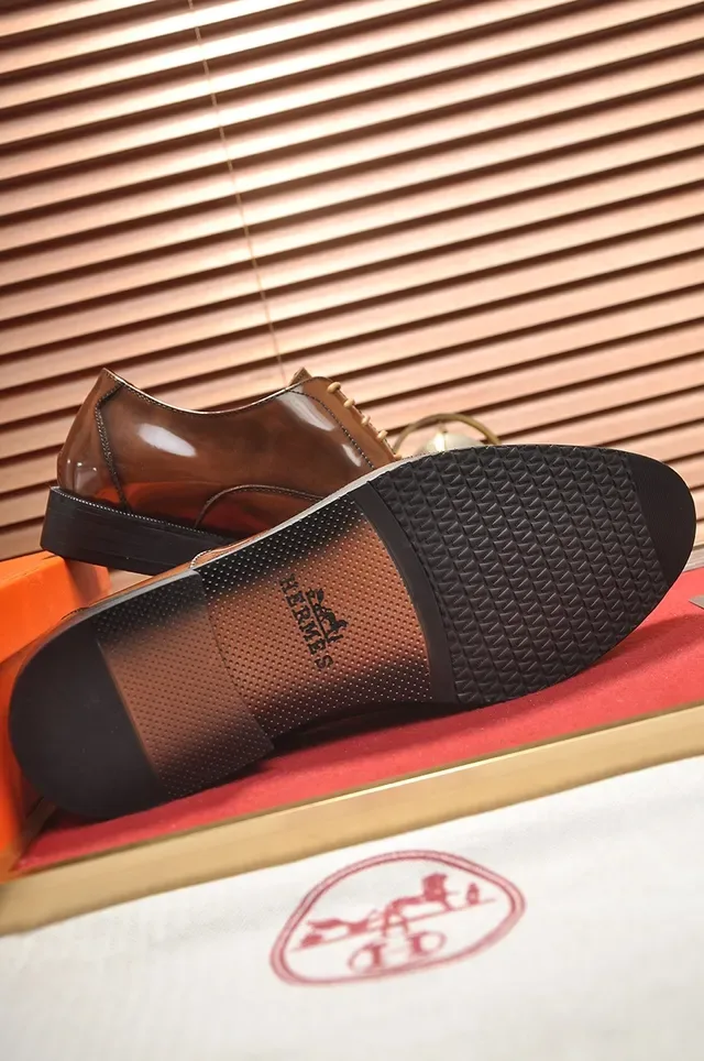 Polished Brown Cap Toe Oxford Shoes 3