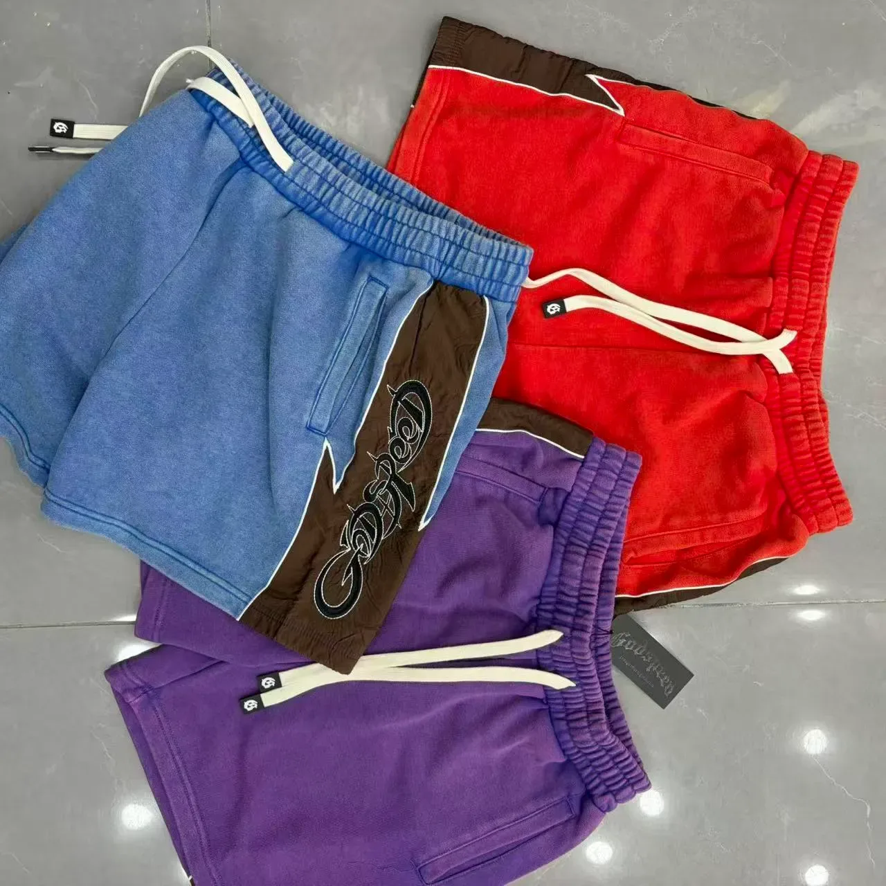 Red Brown Drawstring Waist Contrast Side Panels Shorts 21