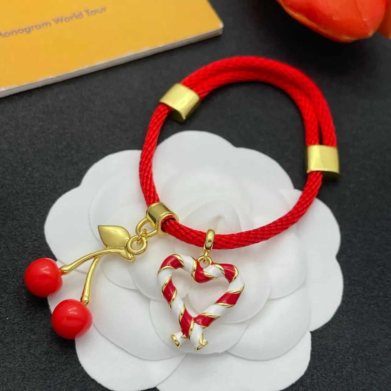 Red Gold Braided Cord Square Clasps Bracelet 4