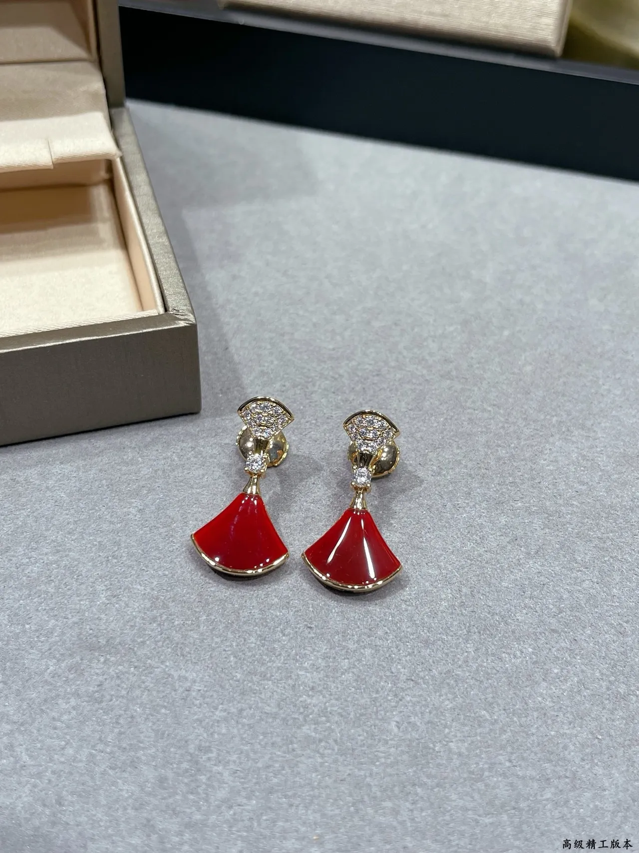 Red Gold Fan-Shaped Drop Pavé-Set Upper Earrings 8