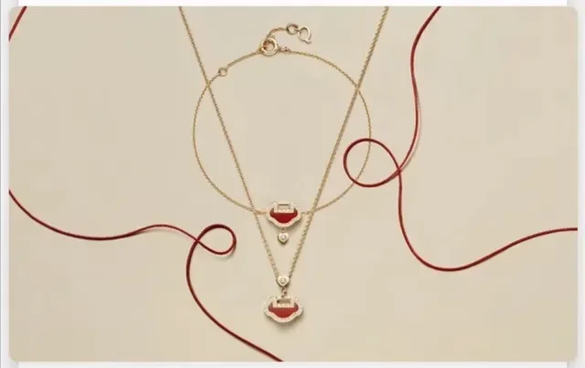 Red Gold Rose Chain Heart-Shaped Bail Necklace 9