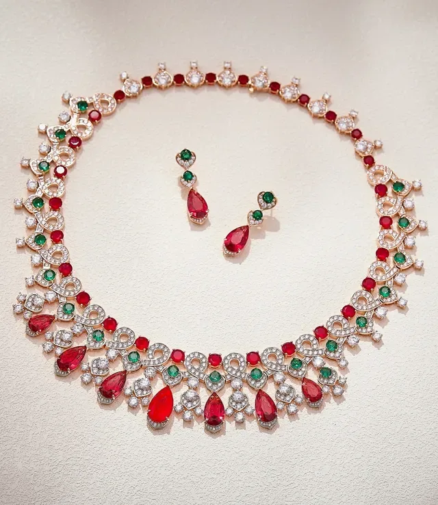 Red Green Bib-Style Multi-Gemstone Necklace 5