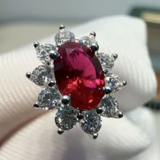 Red Silver Oval-Cut Central Stone Halo-Style Surround Ring