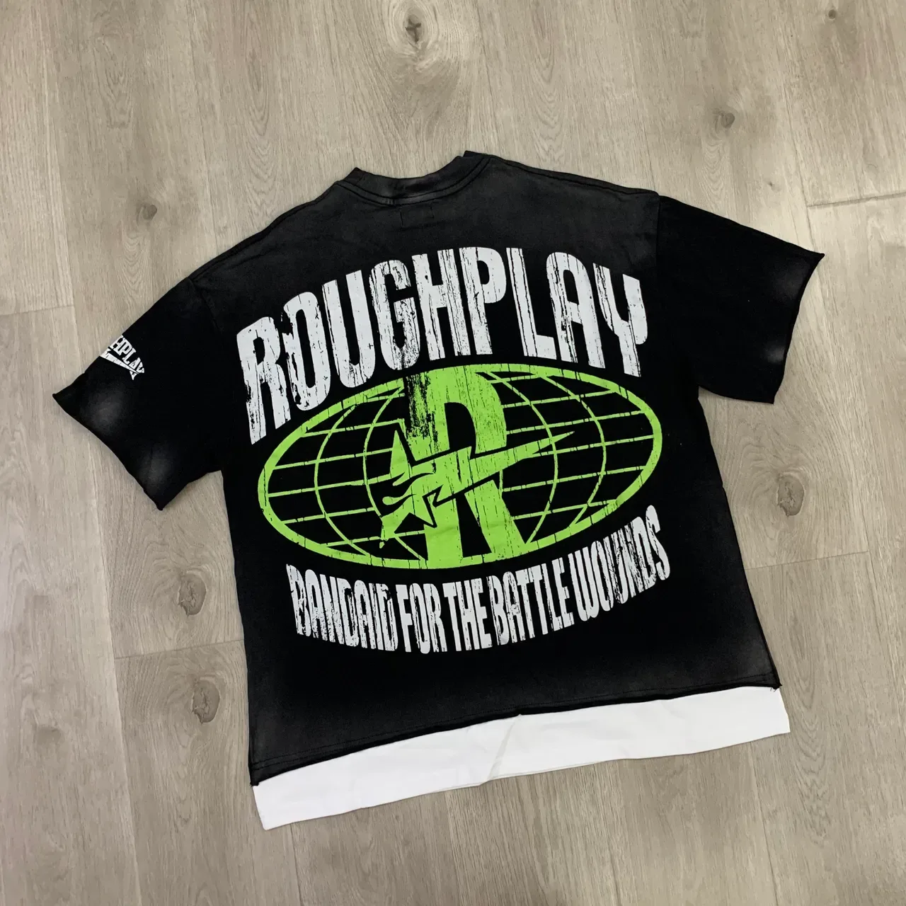 ROUGH Black Green Oversized Fit Graphic-Print Front T-Shirt 5