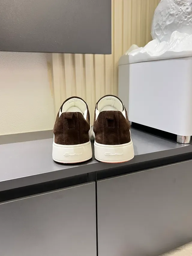 Santoni Sneakers Lifestyle Slip-On Daim Marron et Blanc 2
