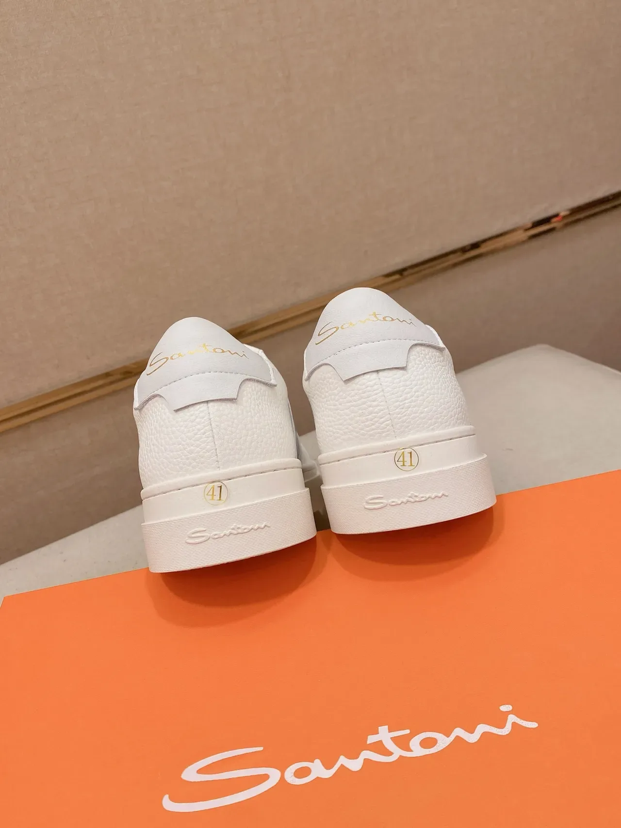 Santoni White Leather-Textured Logo Sneaker 3