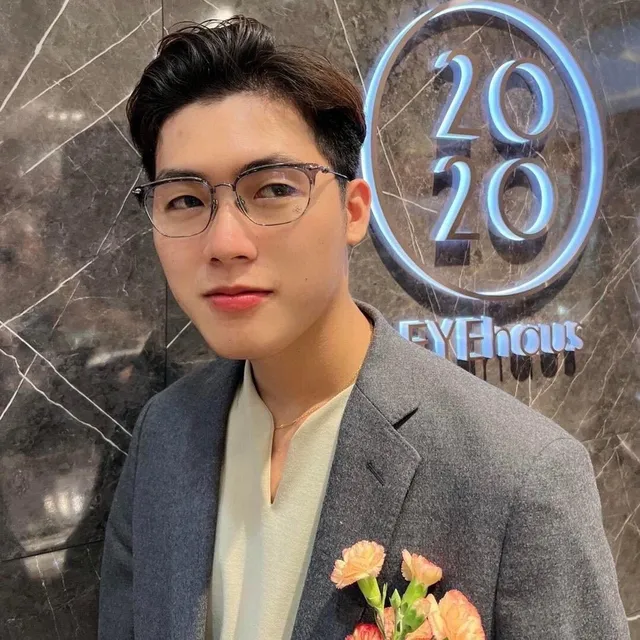 Semi-Rimless Tortoiseshell and Gold-Tone Optical Glasses 9