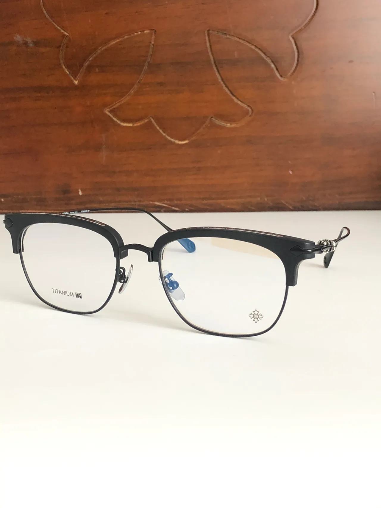 Semi-Rimless Tortoiseshell and Gold-Tone Optical Glasses 8