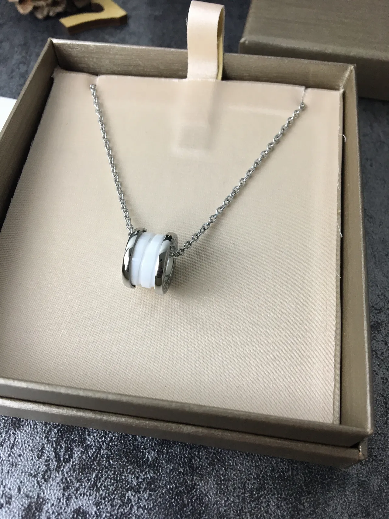 Silver and White Barrel Pendant Necklace 5