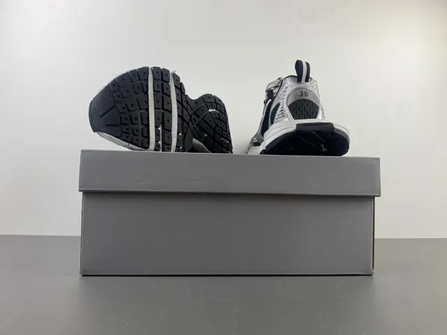 Silver Black Oversized Sole Metallic Synthetic Upper Chunky Sneakers 16