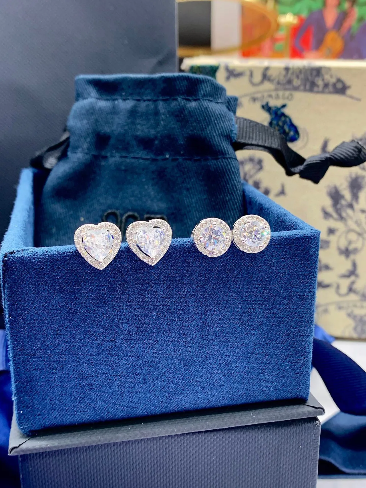 Silver Blue Heart-Shaped Studs Round Earrings 9