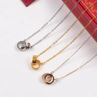 Collier chaîne fine avec pendentif anneau entrelacé argent or