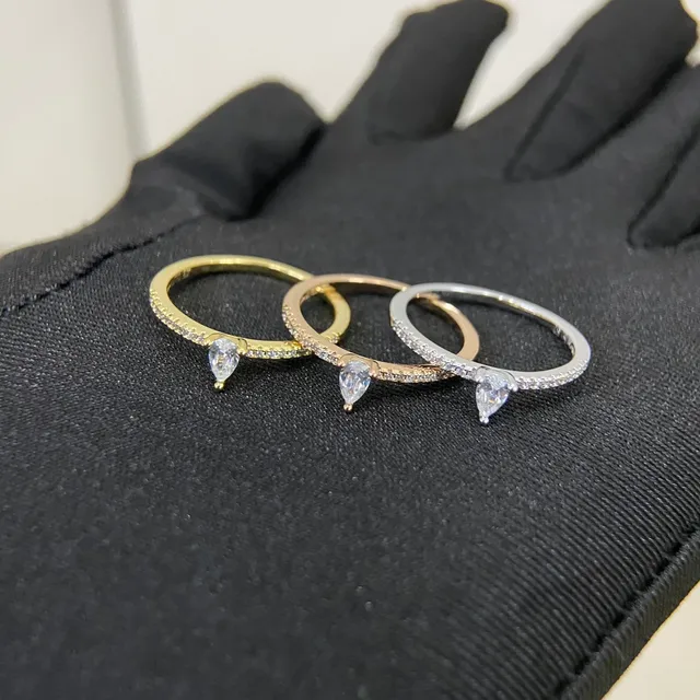 Silver Gold Pear-Shaped Center Stone Pavé-Set Band Ring 2