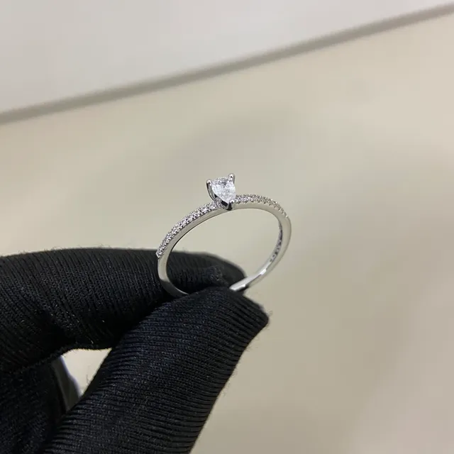 Silver Gold Pear-Shaped Center Stone Pavé-Set Band Ring 3