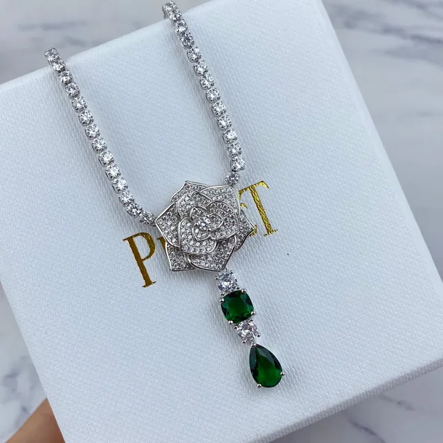 Silver Green Rose-Shaped Pavé Pendant Dangling Gemstone Drops Necklace 5