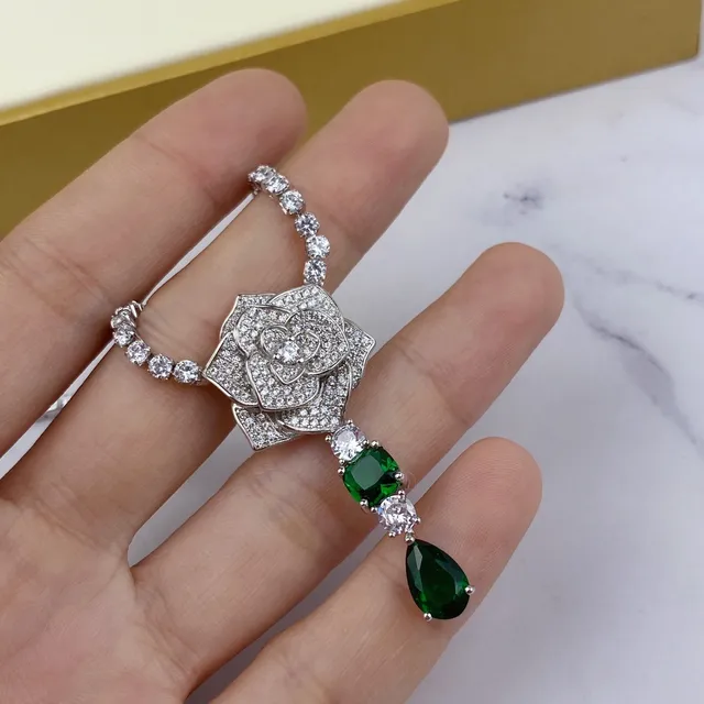 Silver Green Rose-Shaped Pavé Pendant Dangling Gemstone Drops Necklace 9