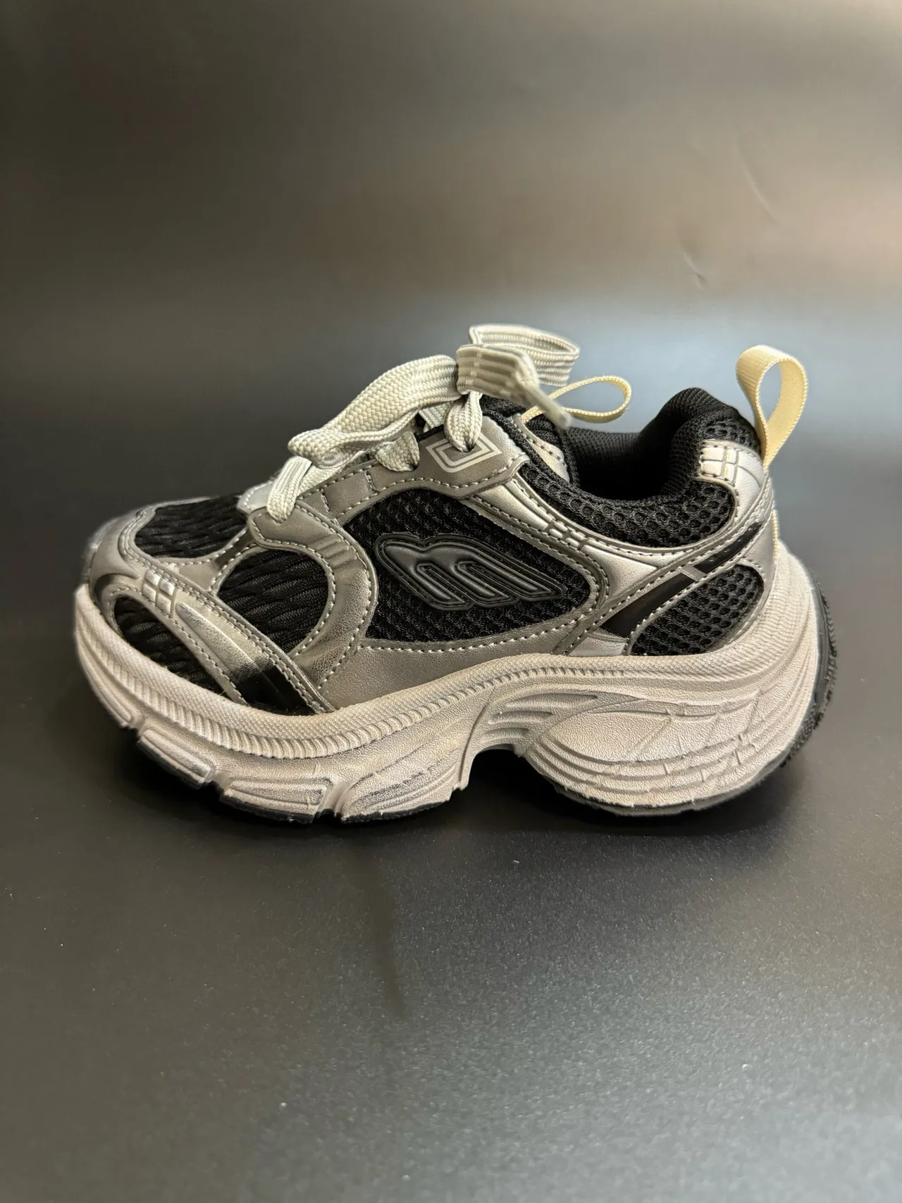 Skechers D'Lites Gray Black Sole Mesh And Synthetic Overlay Chunky Sneakers 3