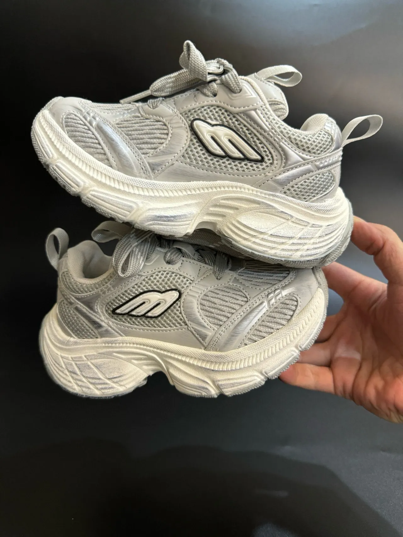 Skechers D'Lites Gray Black Sole Mesh And Synthetic Overlay Chunky Sneakers 14